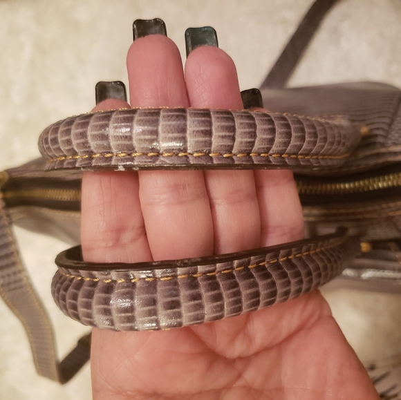 Dooney & Bourke satchel - Picture 7 of 16